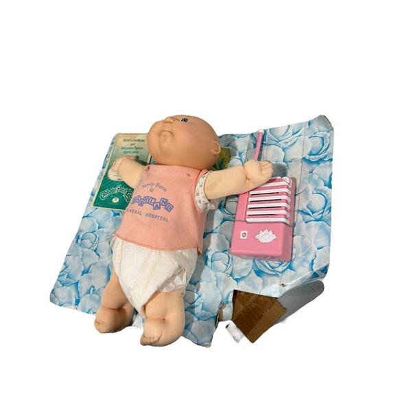 Cabbage Patch Kids Newborn With Magical Monitor - Picture 6 of 6